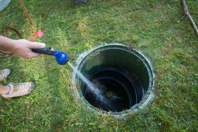 septic tank cleaning